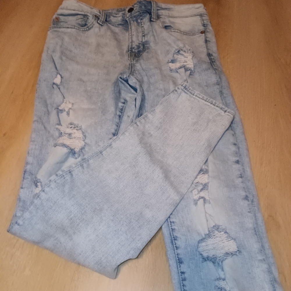 Jeans - Picture 2 of 3